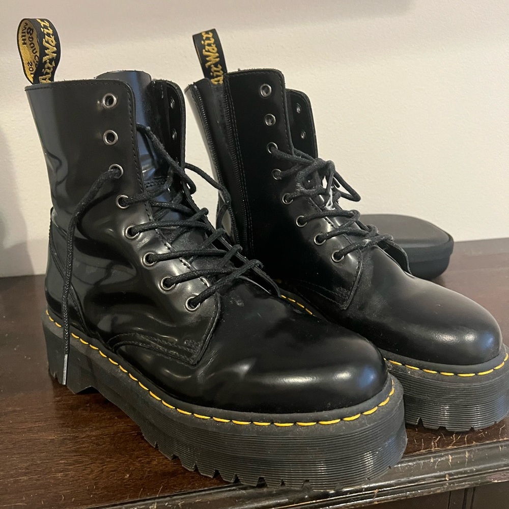 Platform Doc Martens black size 11